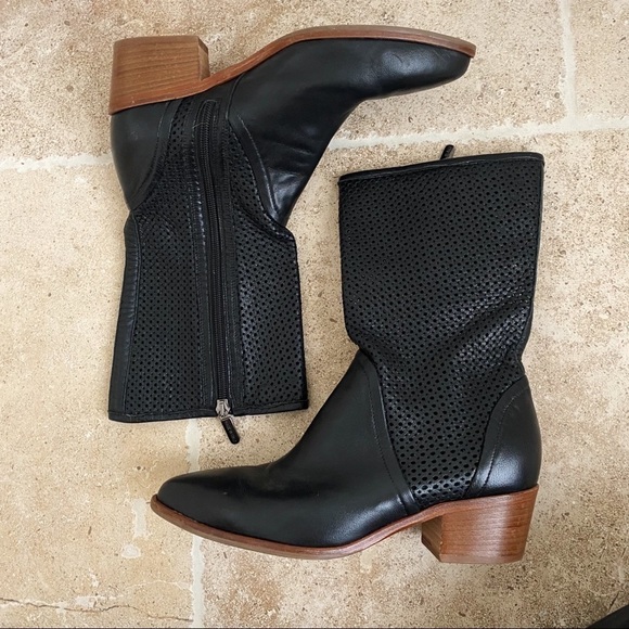 Italeau Black Leather Eyelet Perforated Waterproof Shin High Pointed Boots - Picture 4 of 6